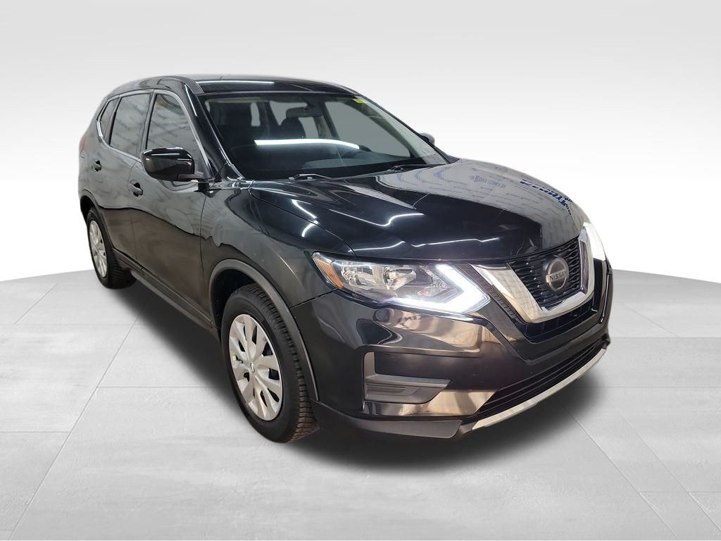 2018 Nissan Rogue S photo 2