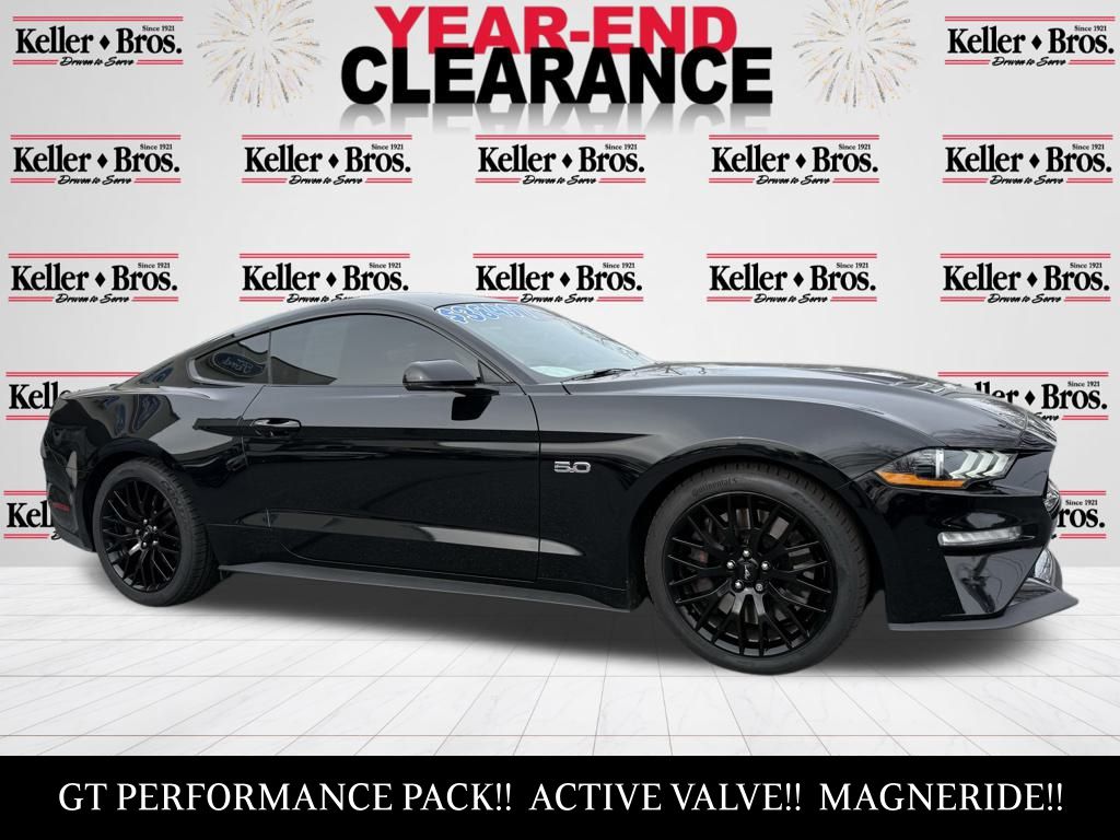 2022 Ford Mustang GT Premium's photo