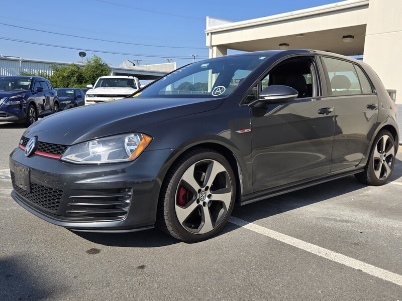 2017 Volkswagen Golf GTI S photo 6