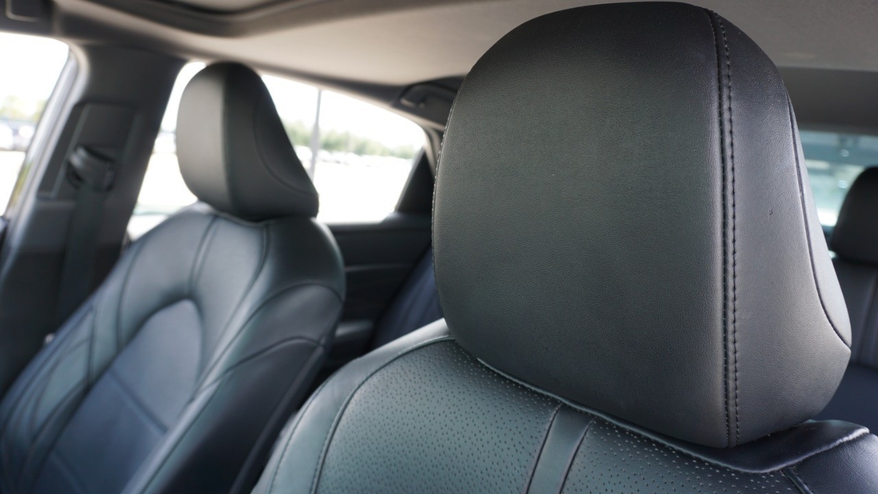 2021 Toyota Avalon Limited photo 23