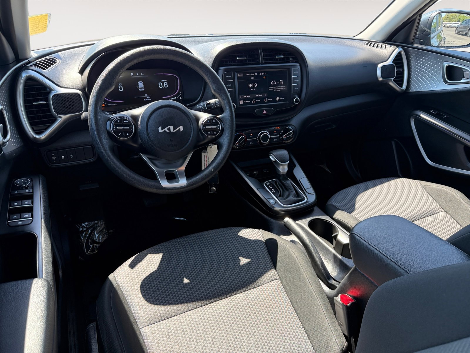2023 Kia Soul LX photo 12