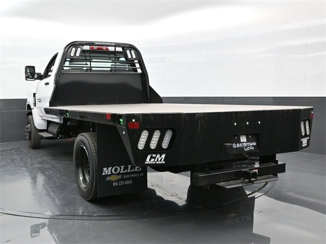 2024 Chevrolet Silverado 5500HD Work Truck photo 4