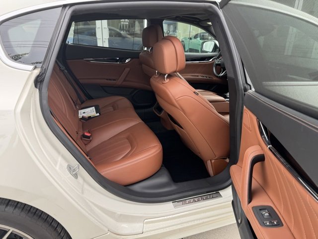 2022 Maserati Quattroporte GT photo 8