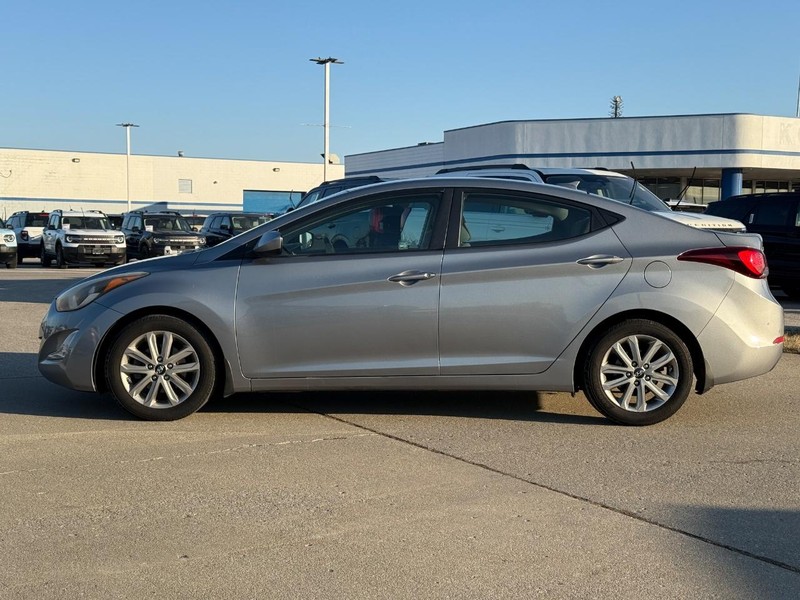 Used 2014 Hyundai Elantra SE with VIN KMHDH4AE5EU127902 for sale in Granite City, IL