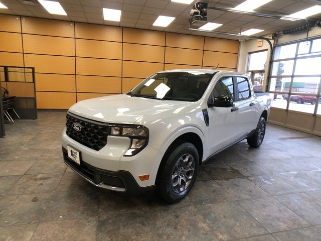 2025 Ford Maverick XLT photo 2