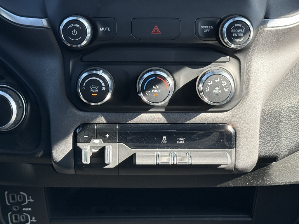2024 Ram 2500 Big Horn photo 21