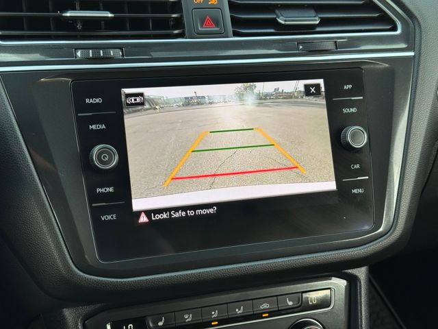 2021 Volkswagen Tiguan SE R-Line Black photo 11