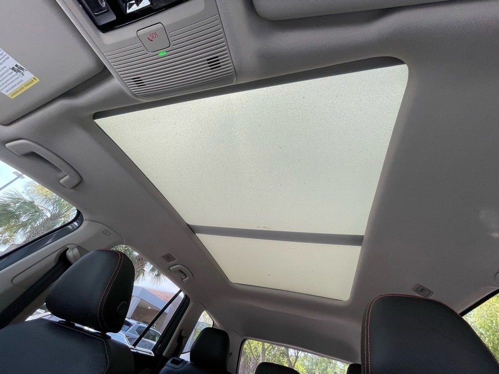 2025 Volkswagen Atlas Peak Edition SE photo 24