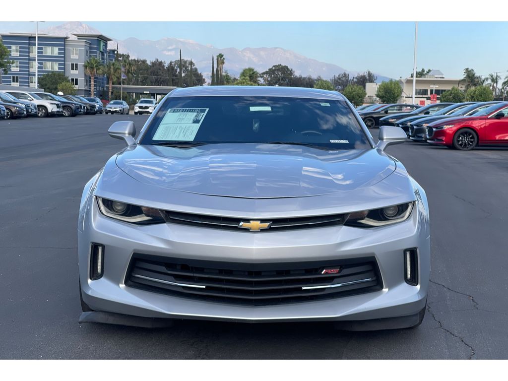 2017 Chevrolet Camaro 1LT photo 9