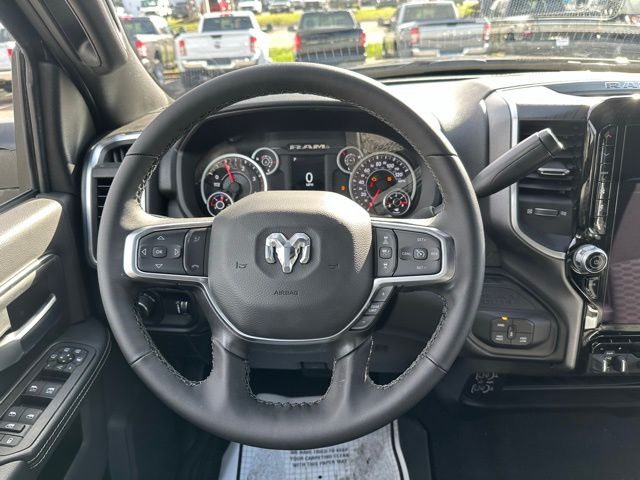 2025 Ram 2500 Big Horn photo 18