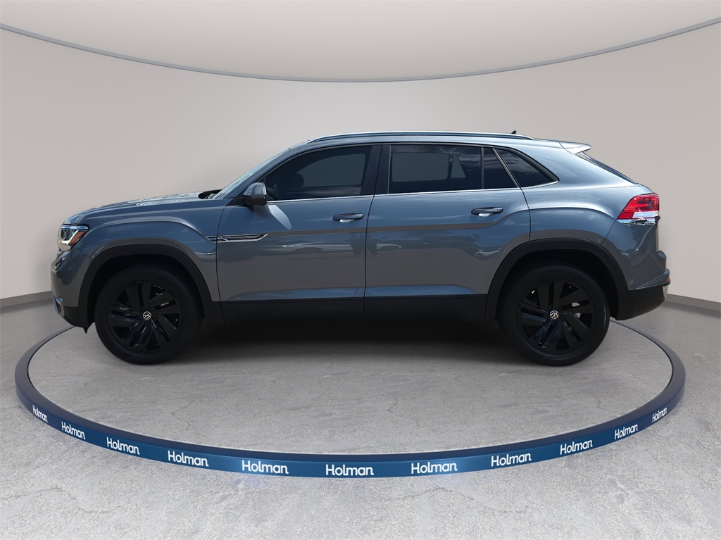 2022 Volkswagen Atlas Cross Sport V6 SE Technology photo 3
