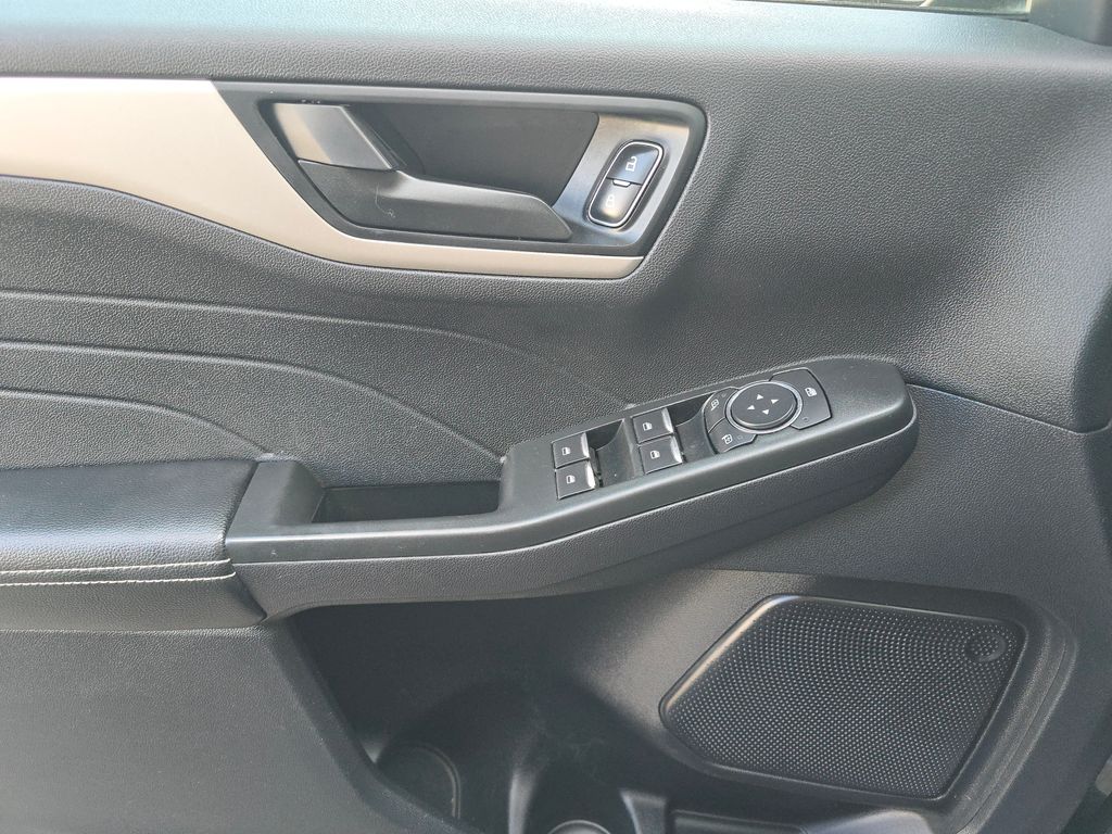 2022 Ford Escape Plug-In Hybrid SE photo 23