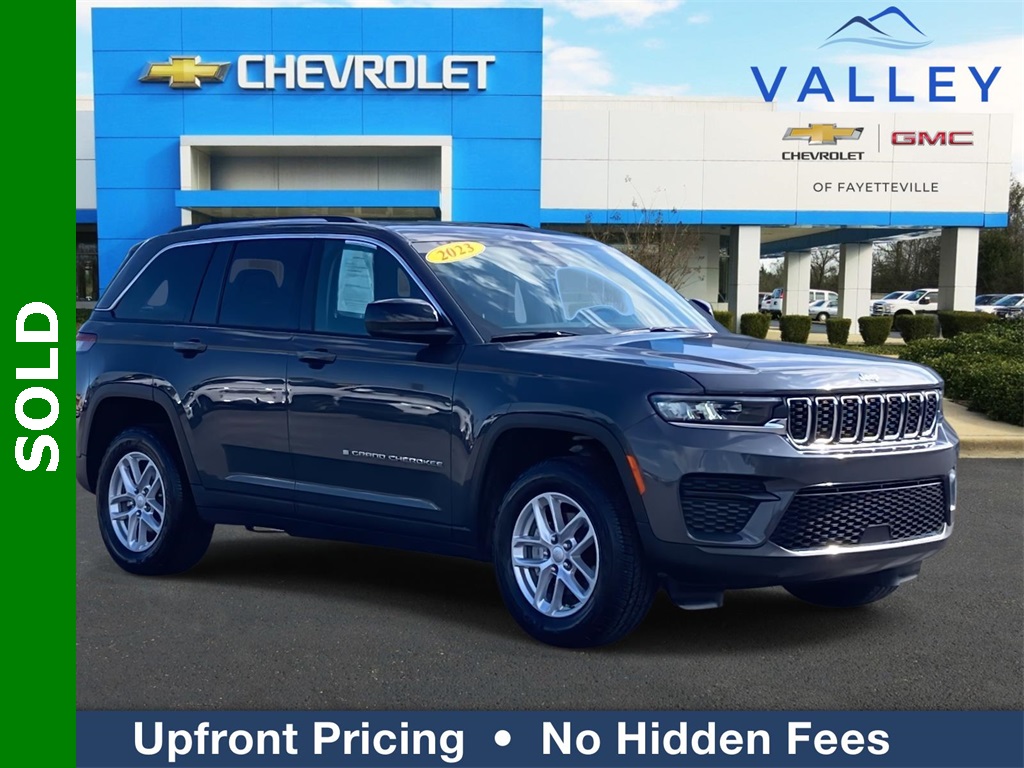 2023 Jeep Grand Cherokee Laredo's photo