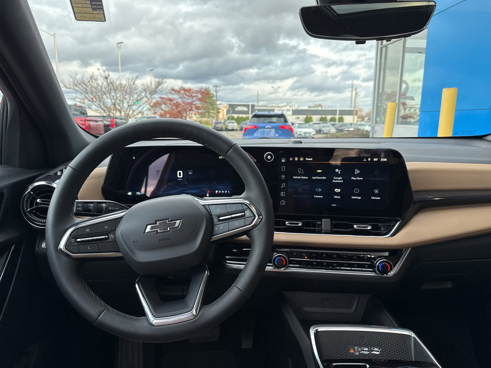 2025 Chevrolet Equinox ACTIV photo 2