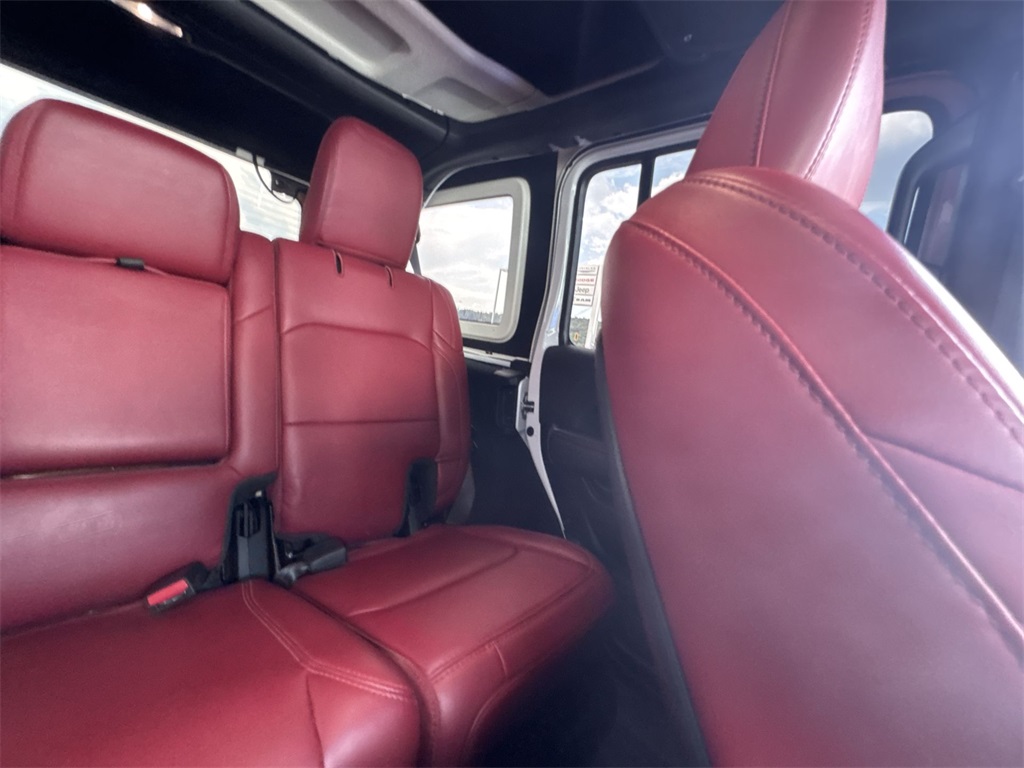 2024 Jeep Wrangler Rubicon 392 photo 13