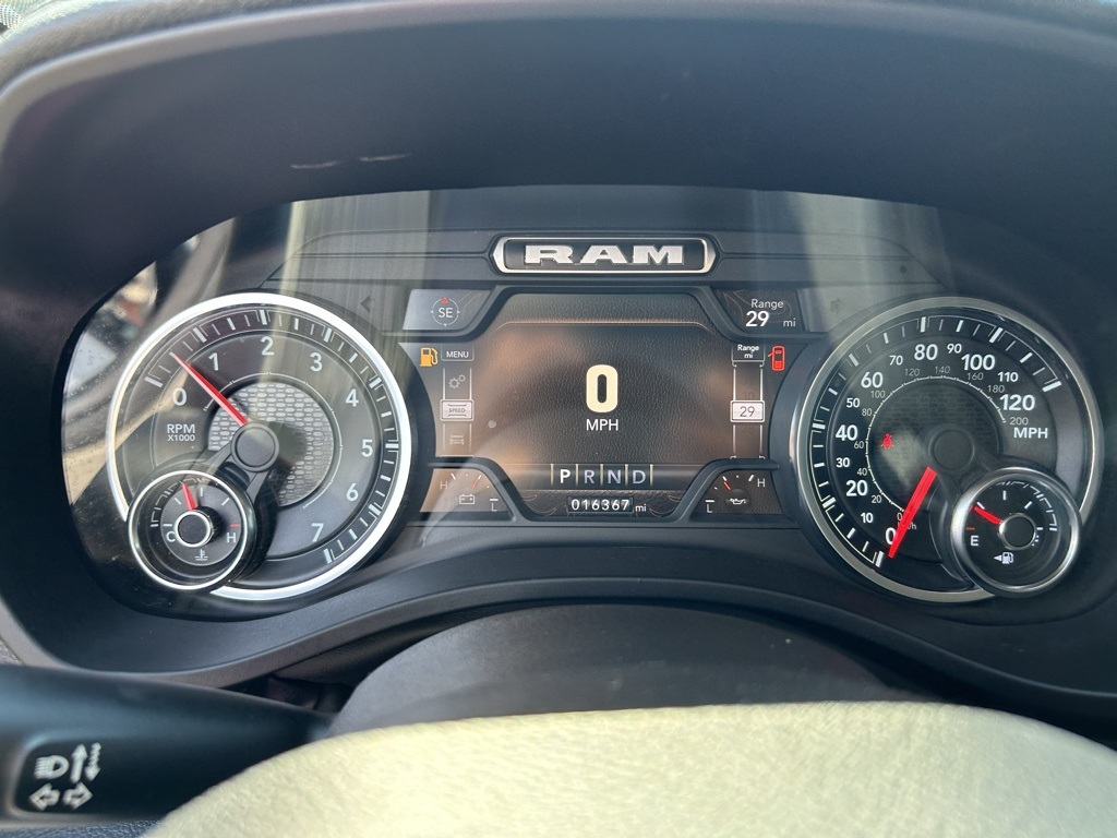 2022 Ram 1500 Laramie photo 16
