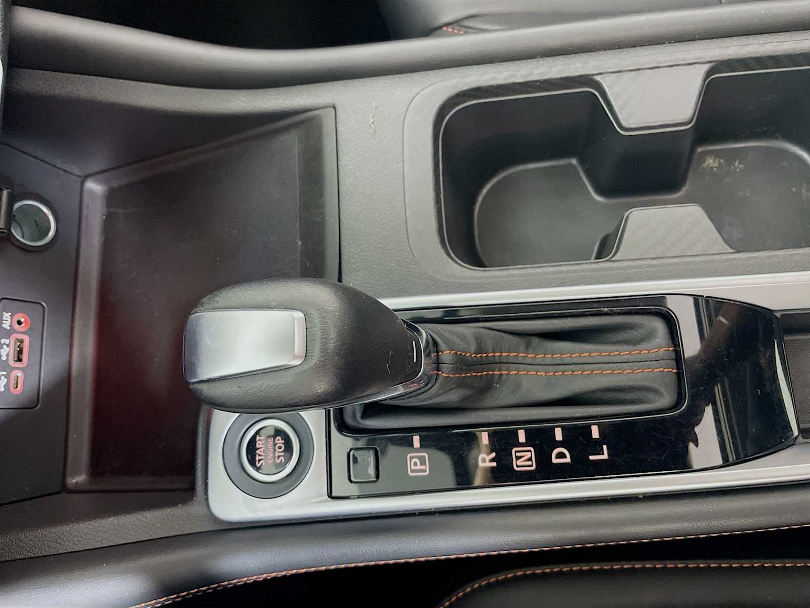 2022 Nissan Sentra SR photo 13