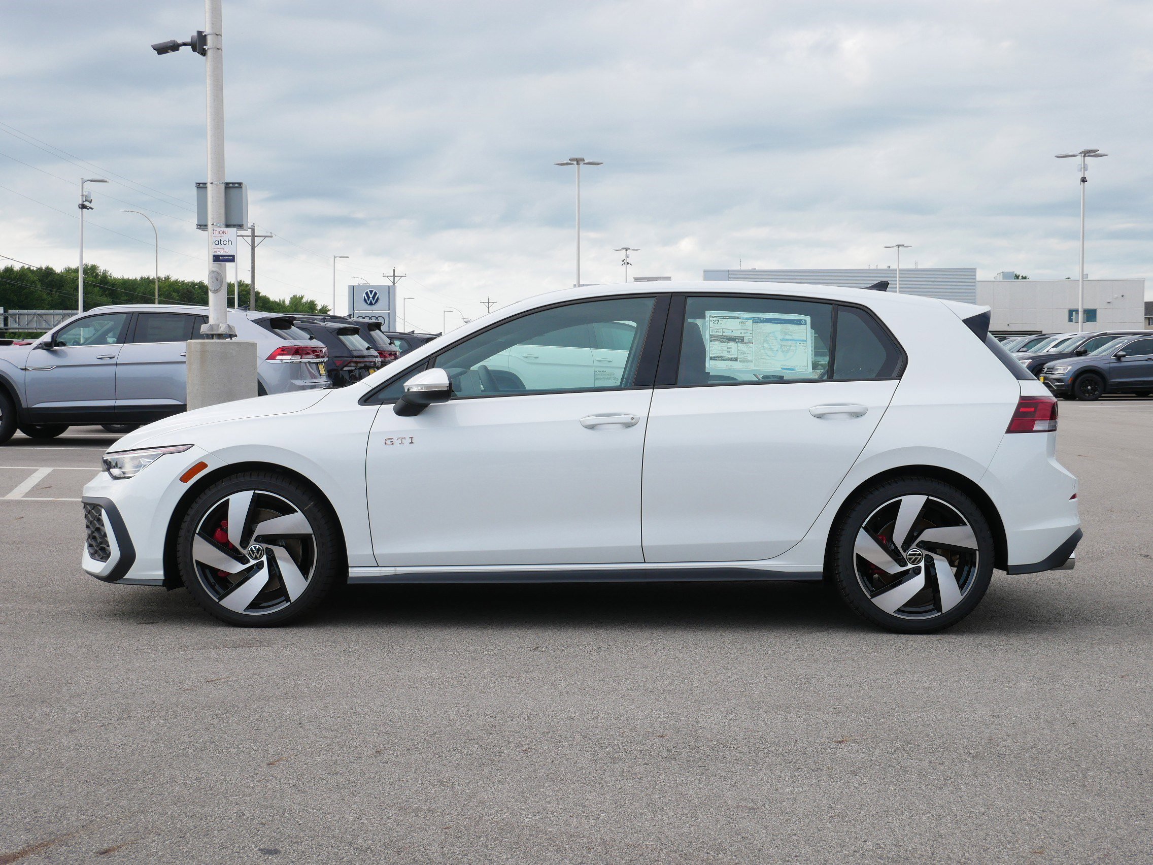 2025 Volkswagen Golf GTI S photo 3