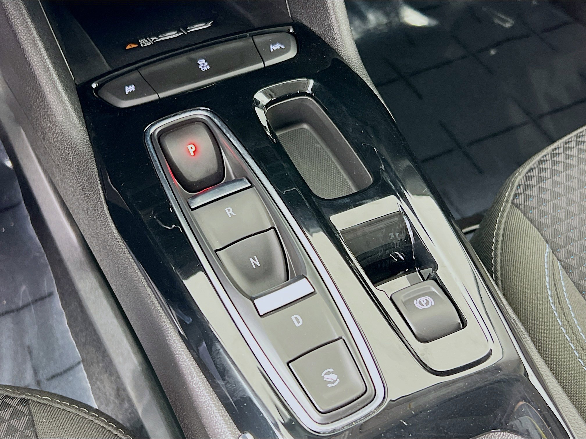 2022 Chevrolet Bolt EUV photo 14