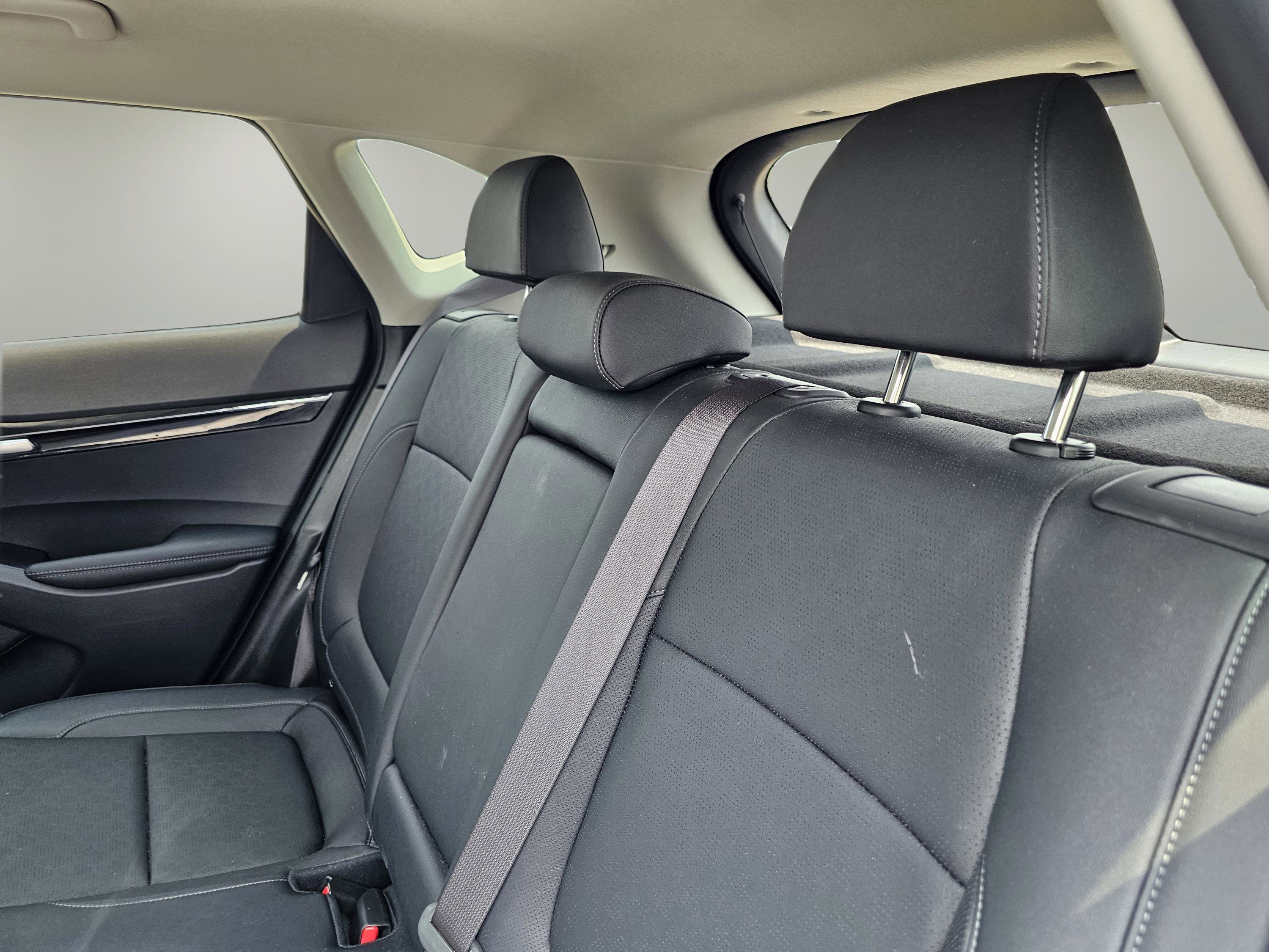 2023 Kia Seltos SX photo 25