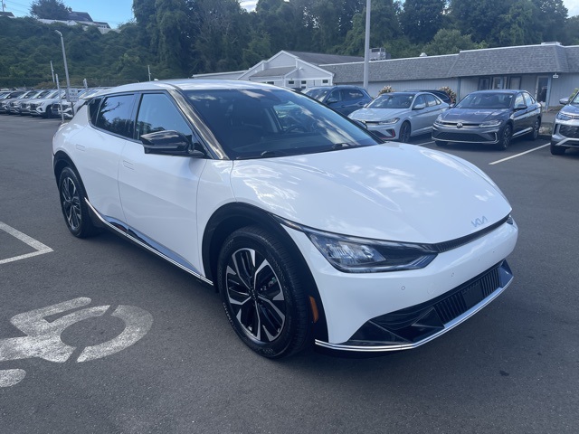 2022 Kia EV6 Light Wind GT-Line photo 4