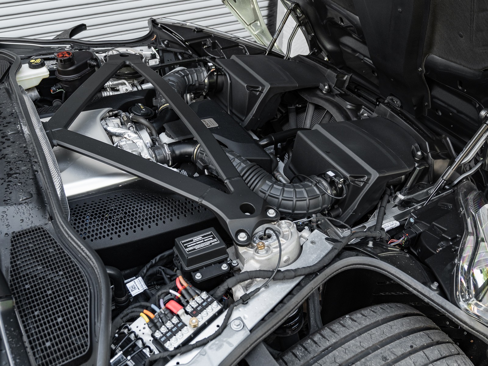 2019 Aston Martin DB11 AM5 photo 42
