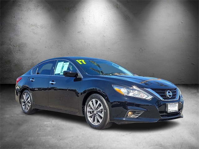 2017 Nissan Altima 2.5 3.5 photo 3