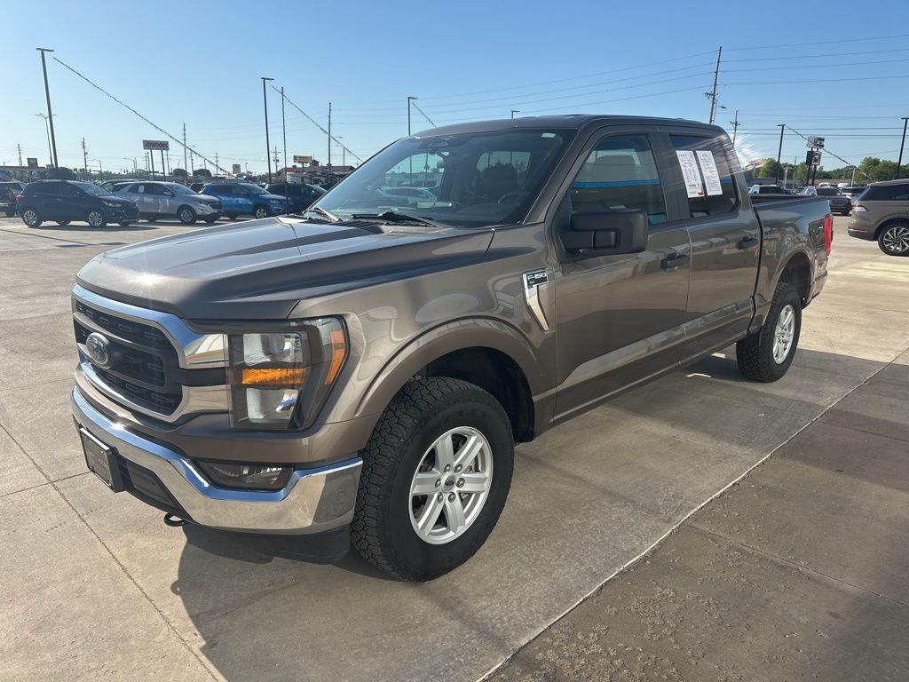 2023 Ford F-150 XLT photo 24