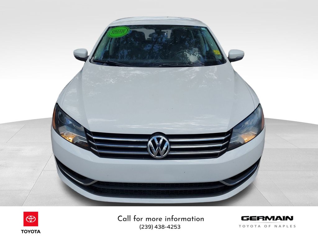 Used 2015 Volkswagen Passat SE with VIN 1VWBT7A34FC069652 for sale in Naples, FL