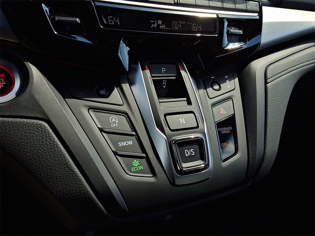 2026 Honda Odyssey photo 8