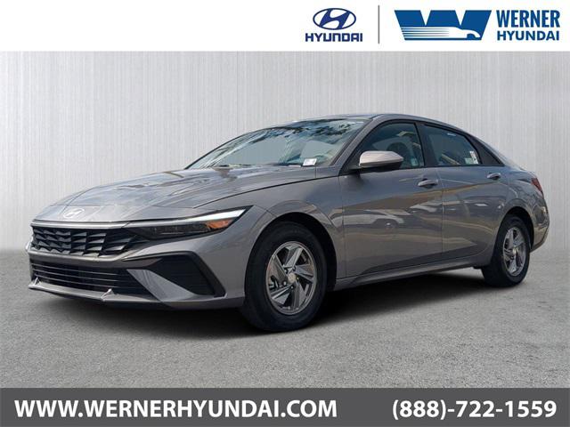 2026 Hyundai Elantra SE's photo