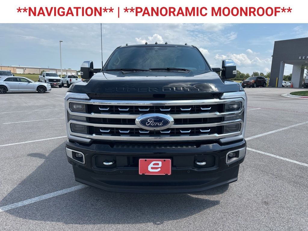 2024 Ford F-350 Platinum photo 2