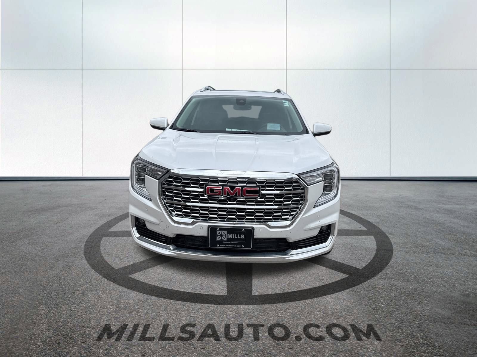 Used 2024 GMC Terrain Denali with VIN 3GKALXEG9RL395360 for sale in Baxter, Minnesota