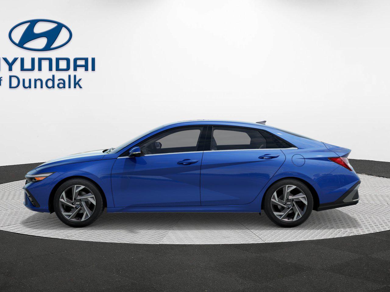 2025 Hyundai Elantra Hybrid Limited photo 3