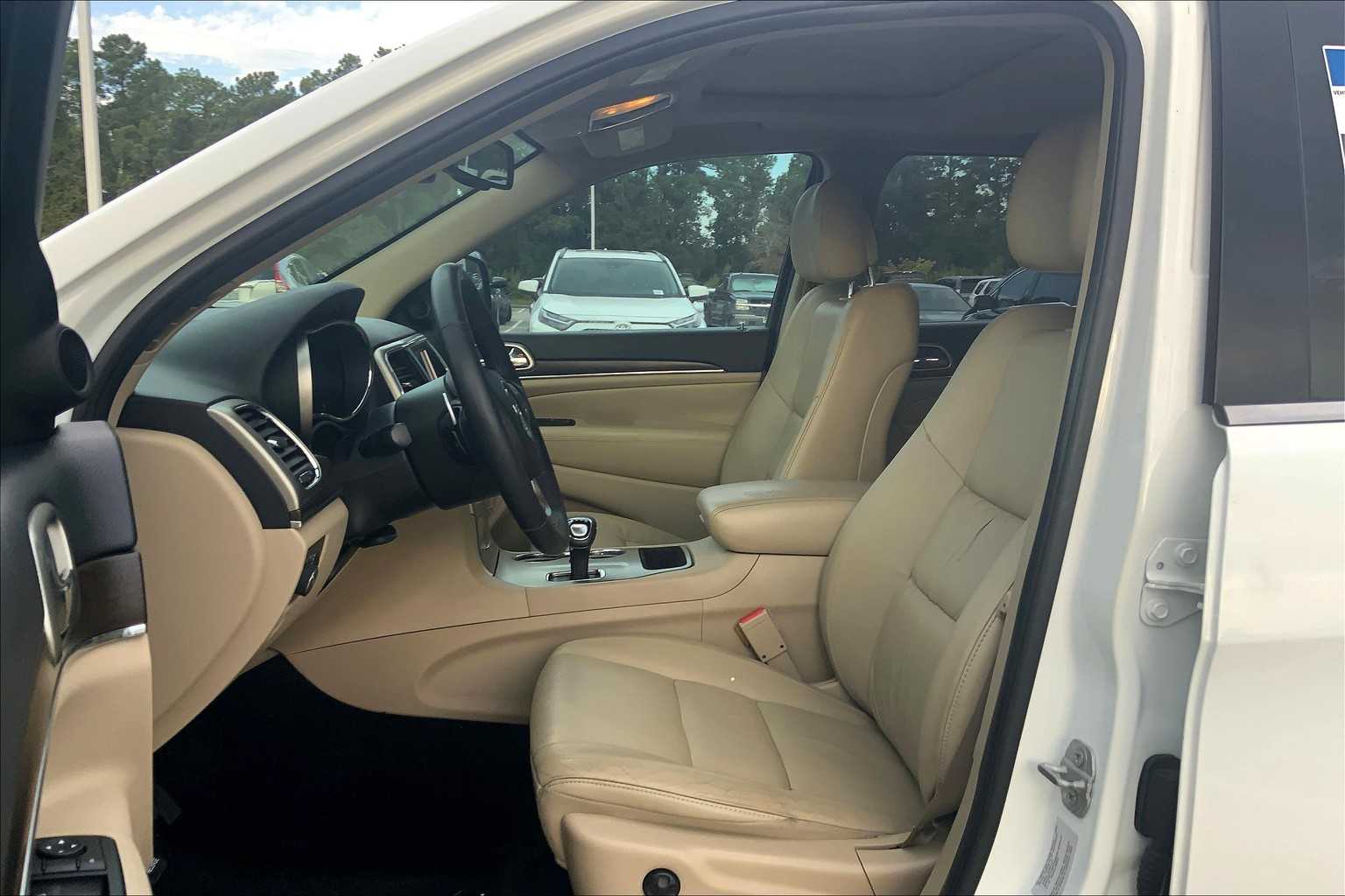 2015 Jeep Grand Cherokee Limited photo 7