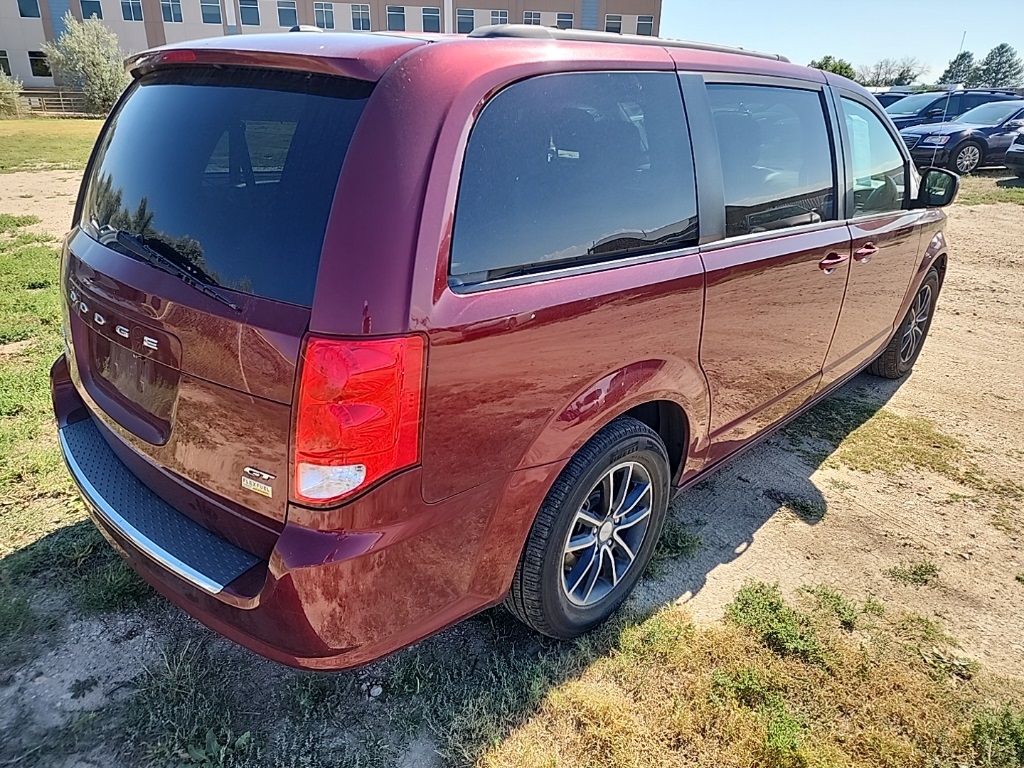 2018 Dodge Grand Caravan GT photo 4