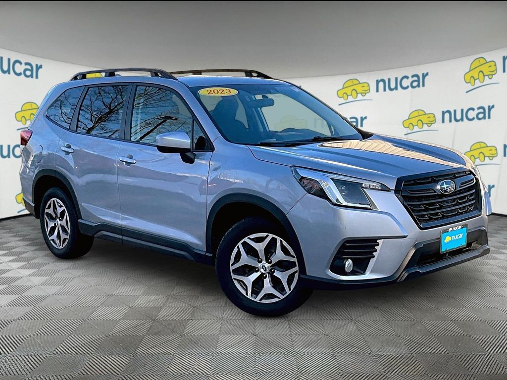 2023 Subaru Forester Premium