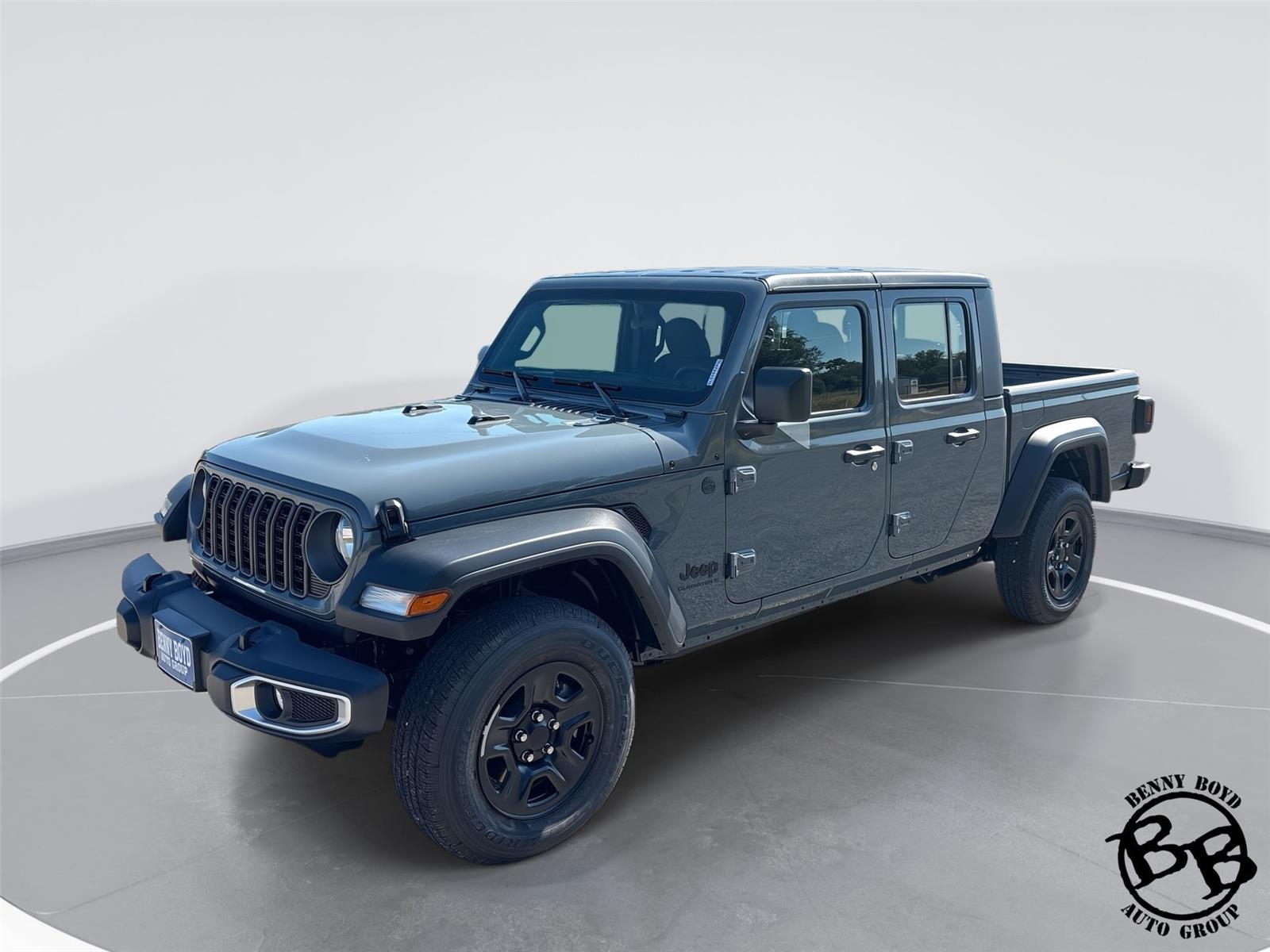 2025 Jeep Gladiator Sport's photo