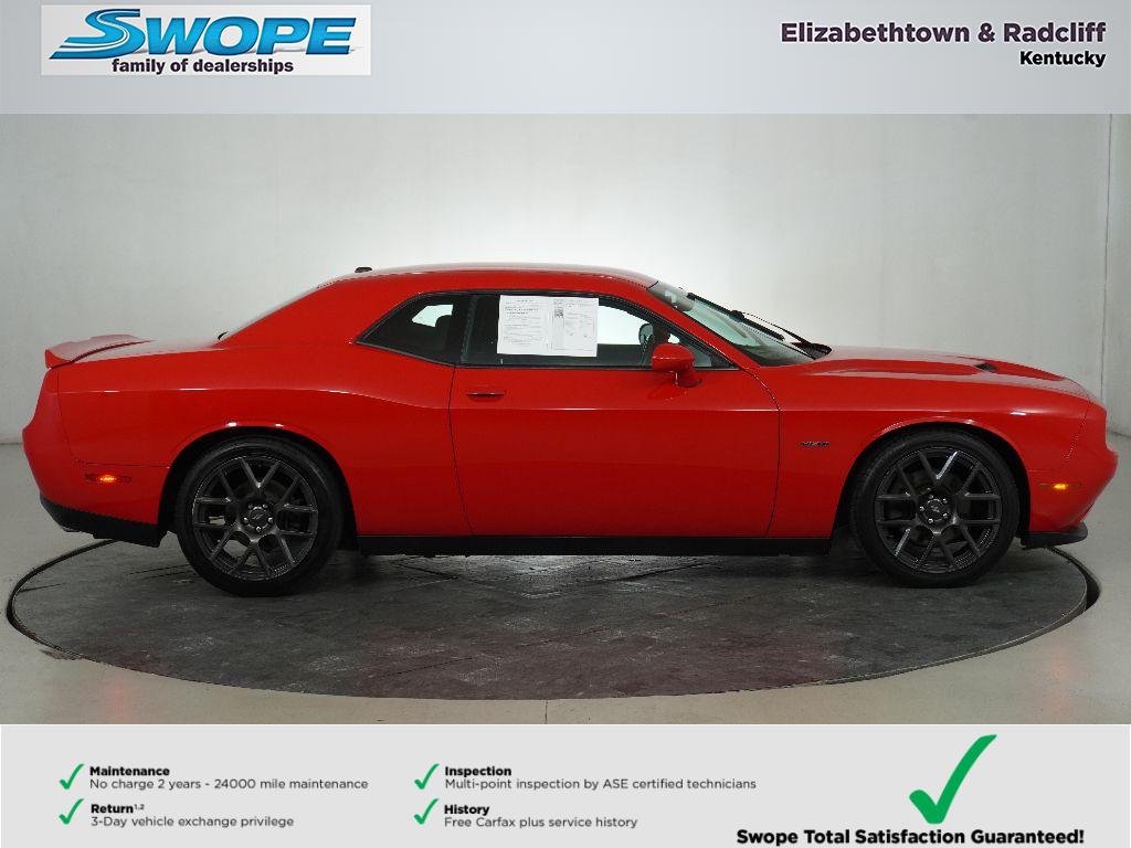 2018 Dodge Challenger R/T photo 2