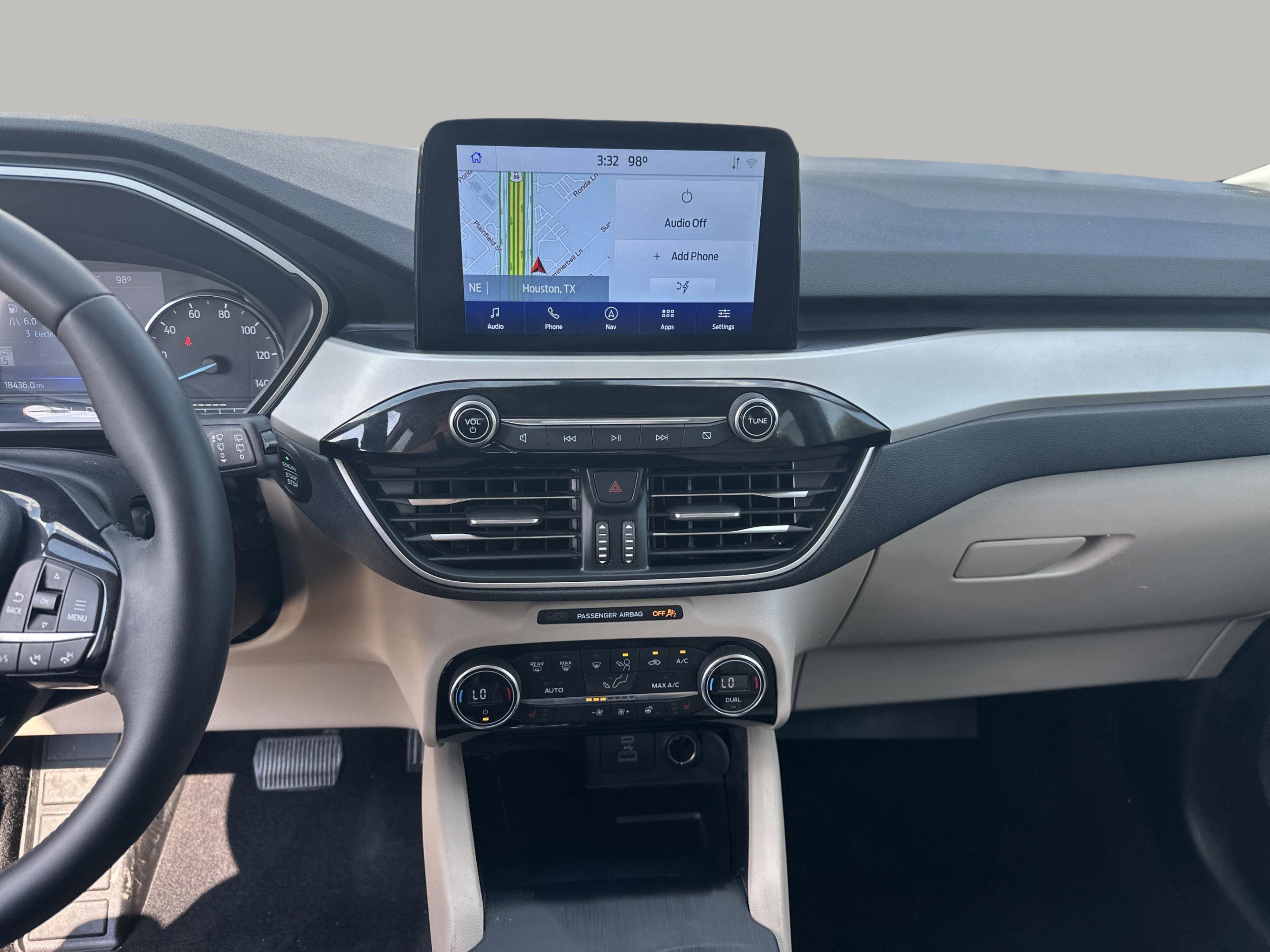 2021 Ford Escape SEL photo 24
