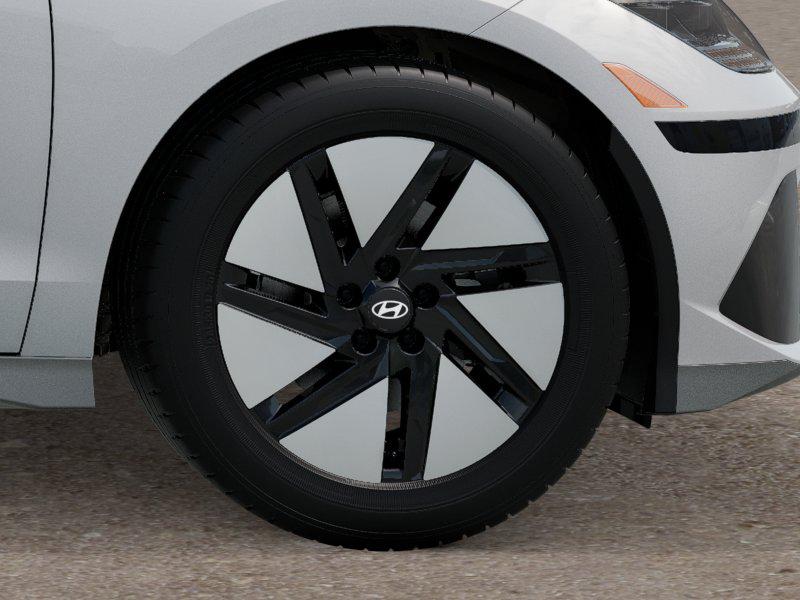 2025 Hyundai Ioniq 6 SE Standard Range photo 6