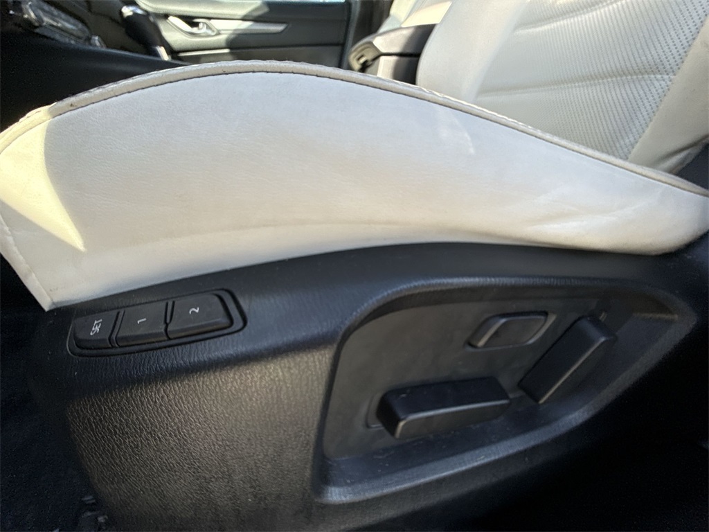2023 Mazda CX-5 2.5 S Preferred photo 12