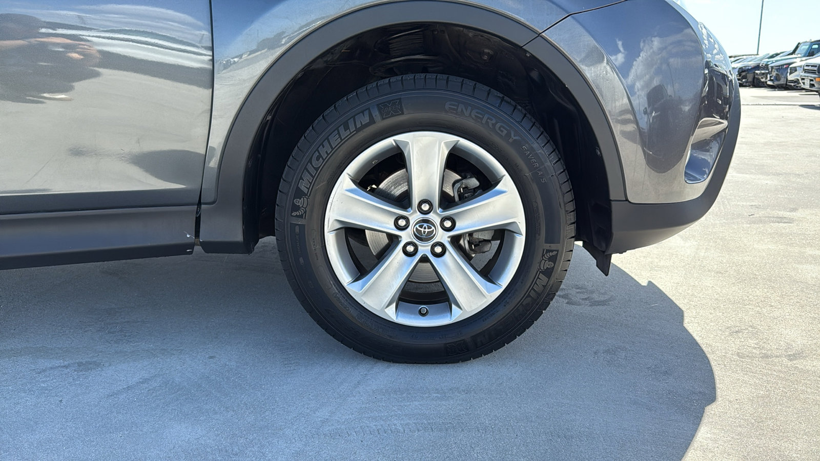 2015 Toyota RAV4 XLE photo 26