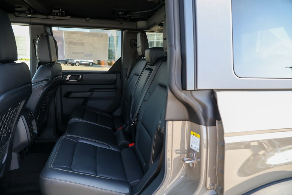 2025 Ford Bronco Badlands photo 26