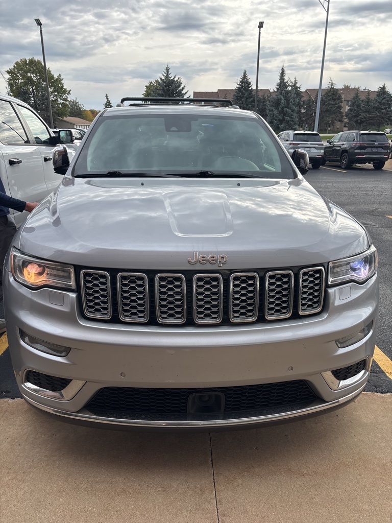 2019 Jeep Grand Cherokee Summit