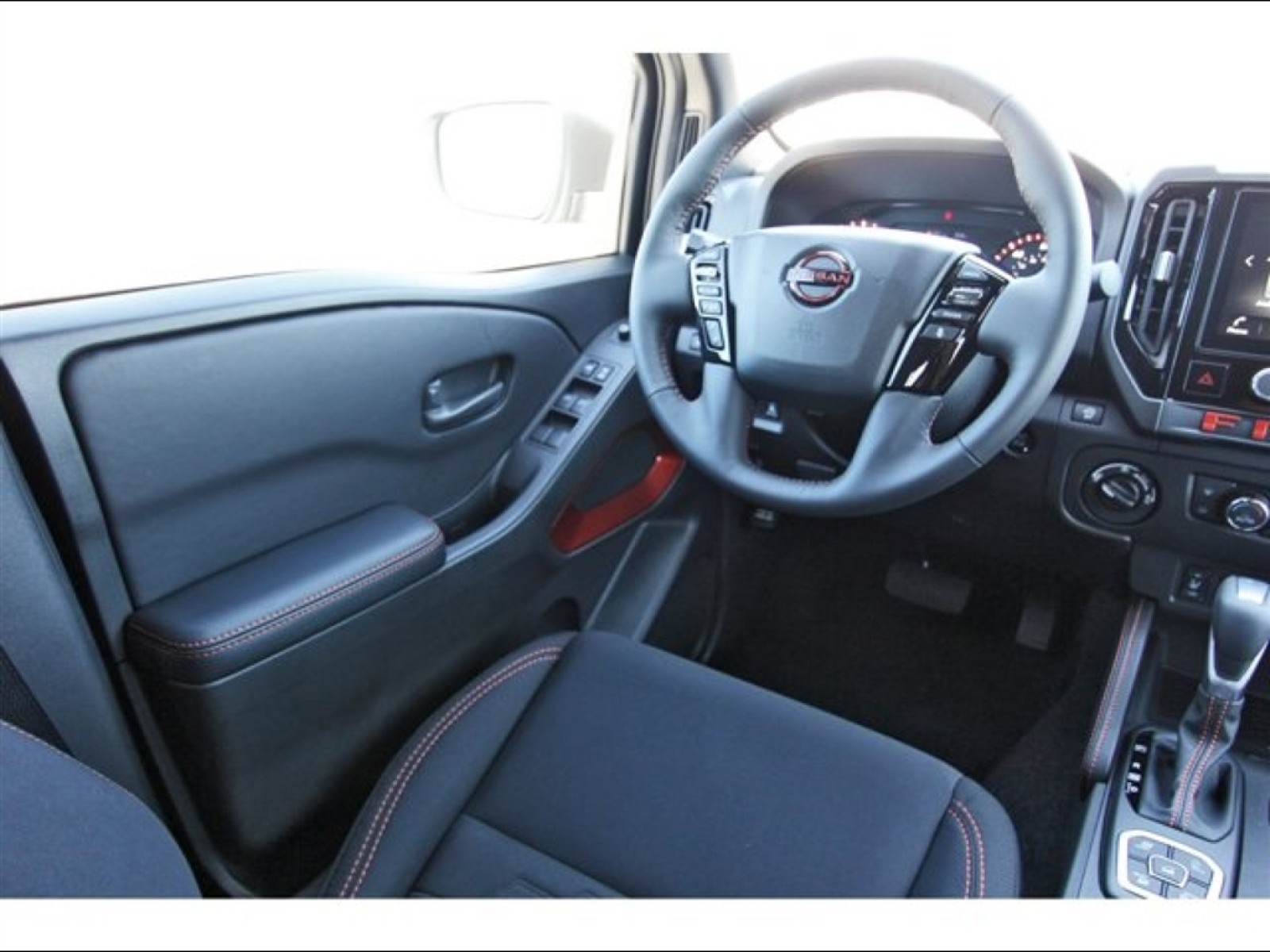 2026 Nissan Frontier Crew Cab PRO-4X® Gray at Robbins Nissan