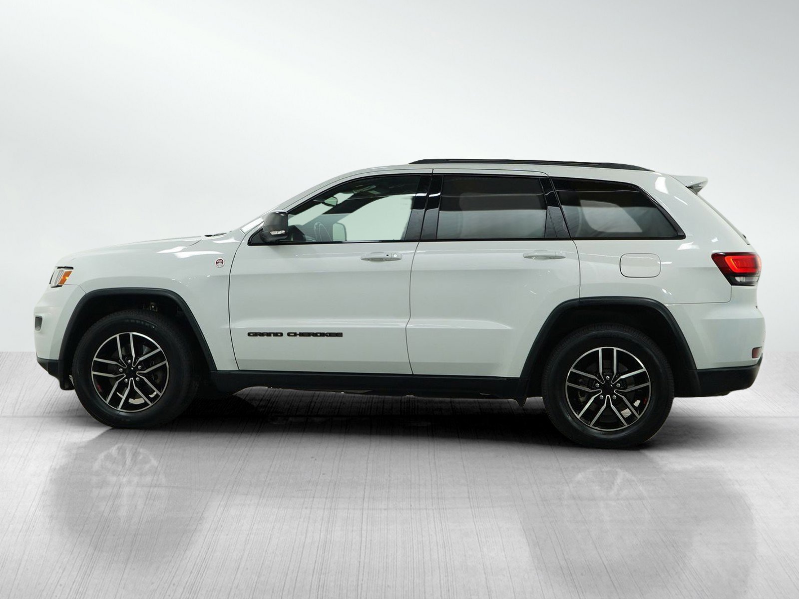 Used 2021 Jeep Grand Cherokee Trailhawk with VIN 1C4RJFLG2MC503565 for sale in Hopkins, Minnesota