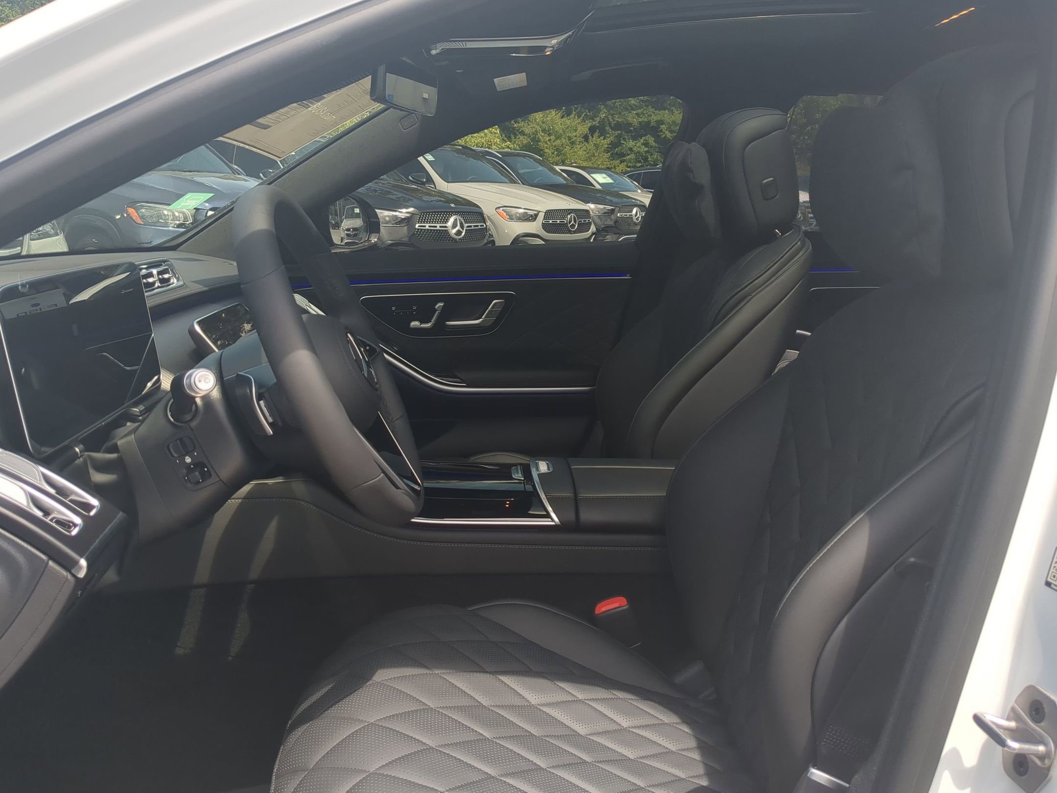 2025 Mercedes Benz S 580 4MATIC photo 4