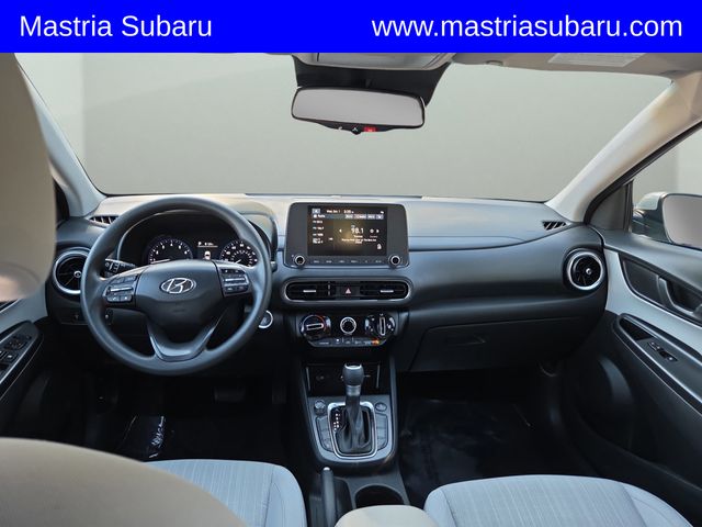 2023 Hyundai Kona SEL photo 2