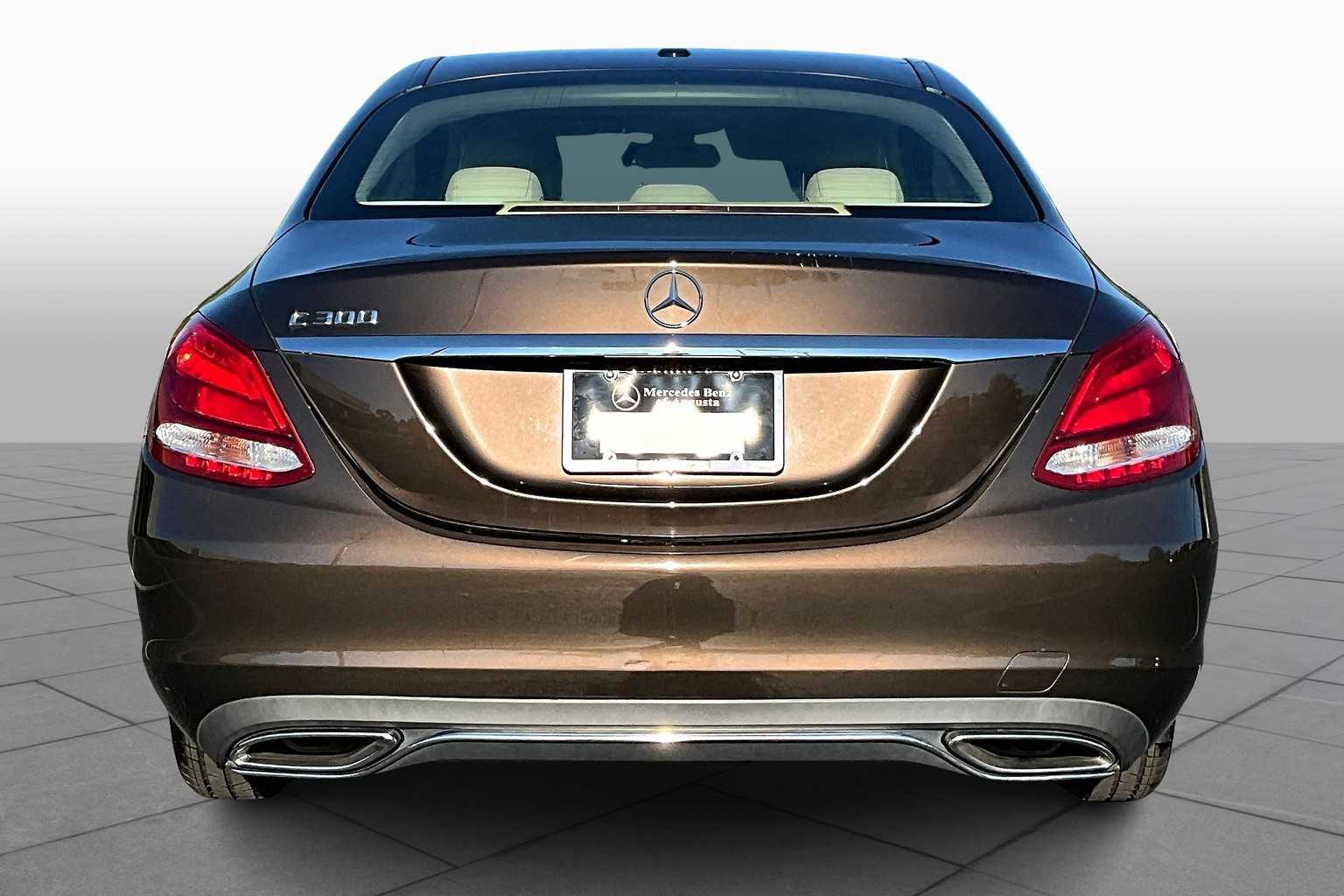 2015 Mercedes Benz C 300 Sedan photo 4